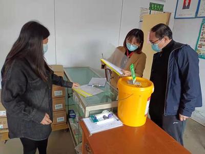 眾志成城 齊心戰(zhàn)疫｜工作、執(zhí)勤“雙崗建功”助力企業(yè)復(fù)工復(fù)產(chǎn)——畜牧漁業(yè)飼料保障紀(jì)實(shí)